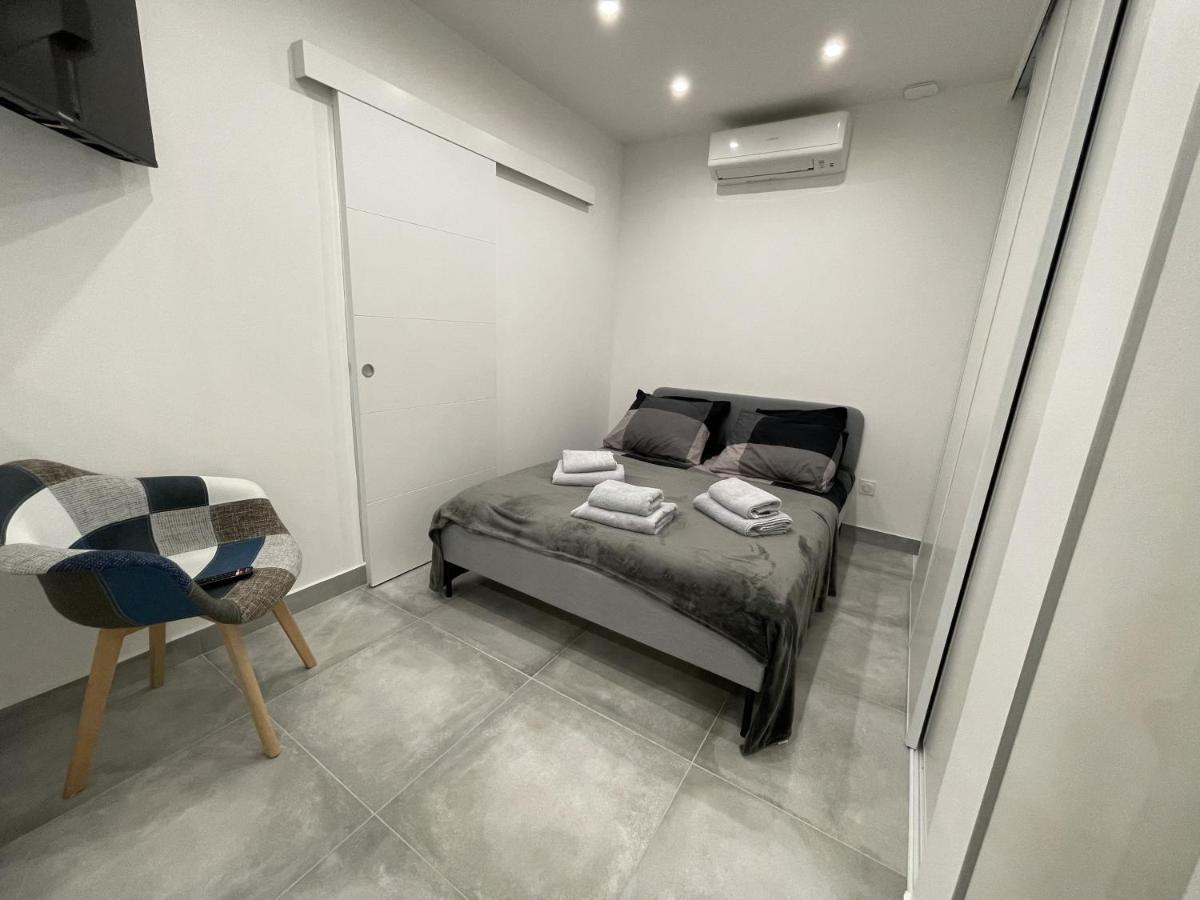Apartment : T2 Avec Terrasse